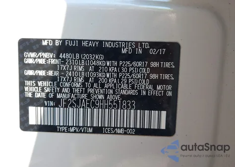 2017 Subaru Forester 2.5I Premium z USA, uszkodzony, nr VIN JF2SJAEC9HH551833